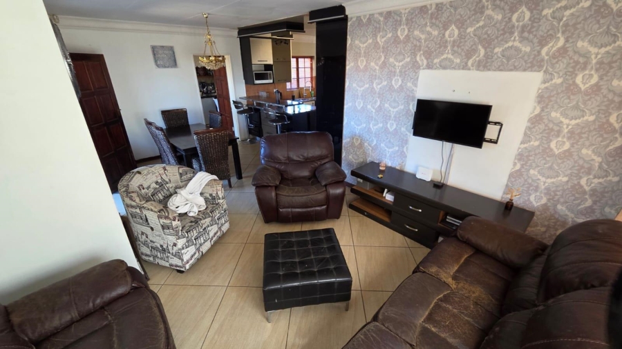 3 Bedroom Property for Sale in Vista Park Free State